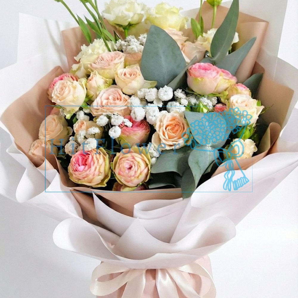 Букет цветов из: Розы и Лизиантусы